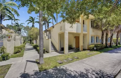 6235 SW 47th Mnr #204, Davie, FL 33314