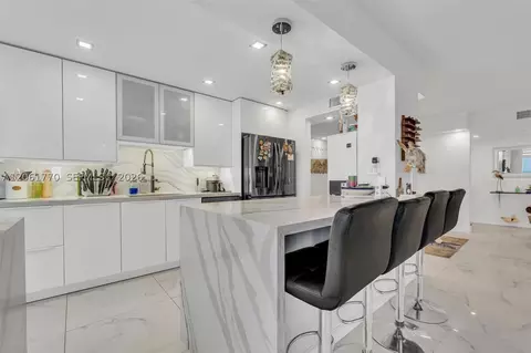 18071 Biscayne Blvd #901, Aventura, FL 33160