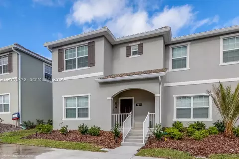 4811 Lullaby Ln, Kissimmee, FL 34746