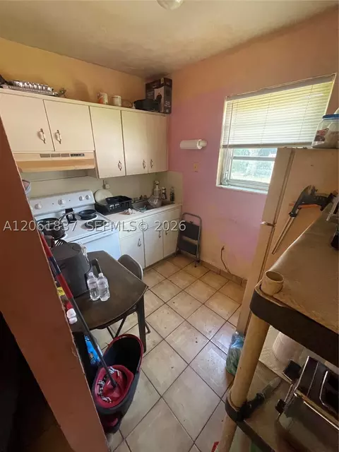 Kitchen - Undisclosed, Opa Locka, FL 33054 photo 1 of 3