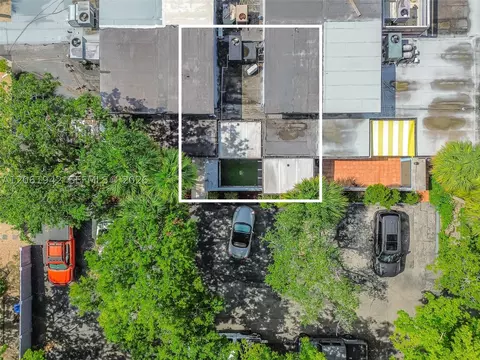 View/Area - 6402 Windmill Gate Rd, Miami Lakes, FL 33014 photo 1 of 16
