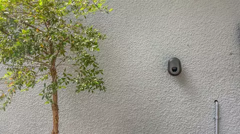 Exterior - 6402 Windmill Gate Rd, Miami Lakes, FL 33014 photo 7 of 12