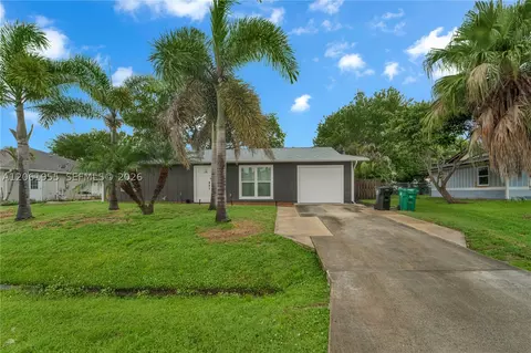 1718 SW Mcallister Ln, Port Saint Lucie, FL 34953