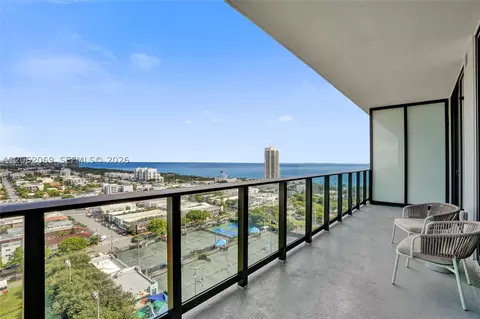 580 72nd St #1809, Miami Beach, FL 33141