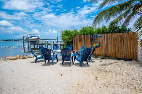 Exterior - 850 E 105th Street Ocean E, Marathon, FL 33050 photo 5 of 5
