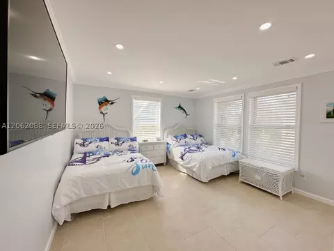 Bedroom - 850 E 105th Street Ocean E, Marathon, FL 33050 photo 6 of 14