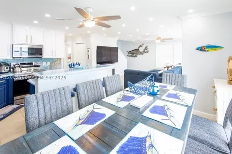 Dining - 850 E 105th Street Ocean E, Marathon, FL 33050 photo 4 of 4