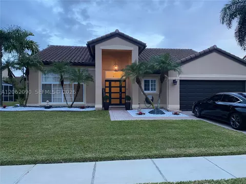 19334 NW 12th St, Pembroke Pines, FL 33029