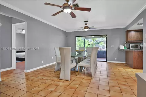 Dining - 2587 E Rd, Loxahatchee, FL 33470 photo 1 of 3