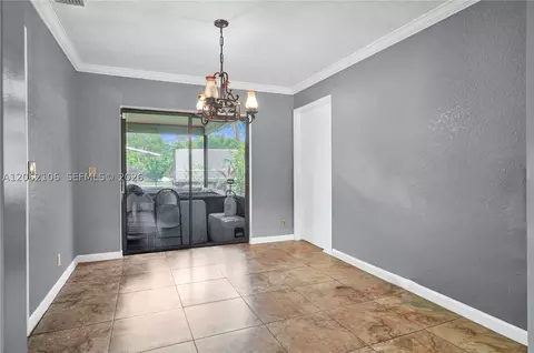 Dining - 2587 E Rd, Loxahatchee, FL 33470 photo 3 of 3