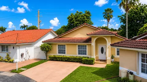 7251 SW 113th Ct Cir, Miami, FL 33173