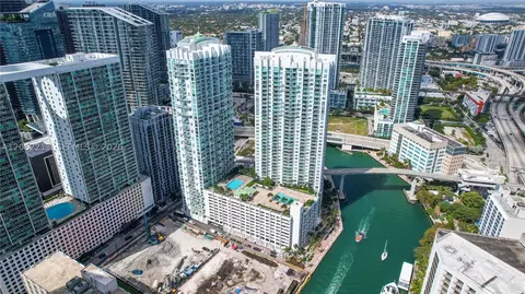 41 SE 5th St #906, Miami, FL 33131