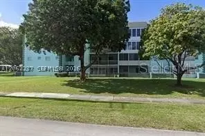 4141 NW 44th Ave #226, Lauderdale Lakes, FL 33319
