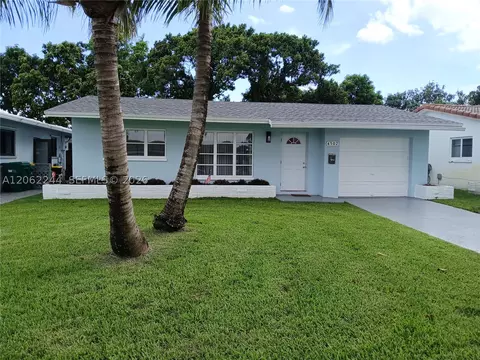 4502 NW 46 St, Tamarac, FL 33319