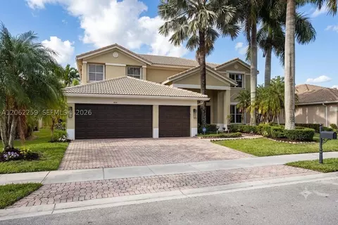 904 Stillwater Ct, Weston, FL 33327