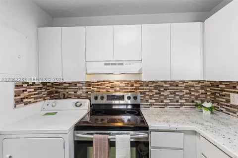 Kitchen - 1900 W 68th St #B203, Hialeah, FL 33014 photo 3 of 3