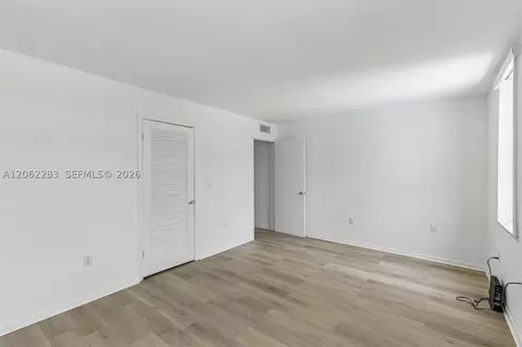 Other - 1900 W 68th St #B203, Hialeah, FL 33014 photo 5 of 10