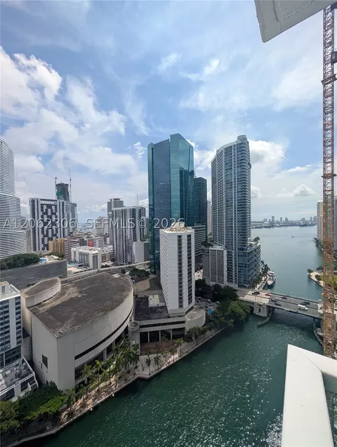 31 SE 5 #3002, Miami, FL 33131