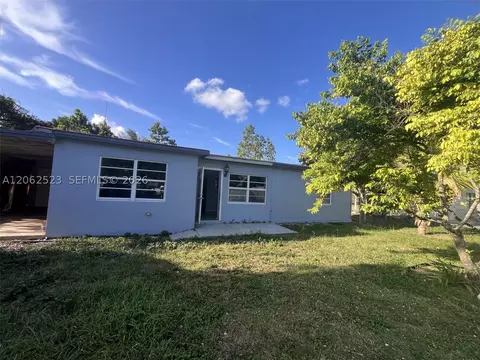 15485 Harrison Dr, Homestead, FL 33033