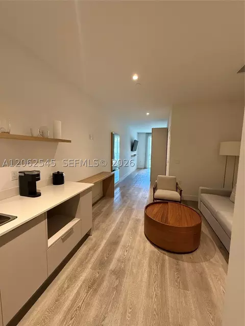 229 SW 9th St #507, Miami, FL 33130