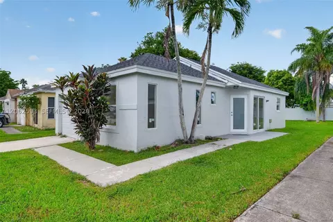 941 SW 7th Pl, Florida City, FL 33034