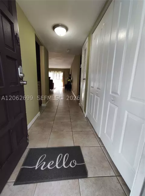 6301 N Fall Circle Dr #410, Lauderhill, FL 33319