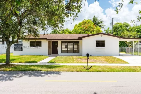 19390 Whispering Pines Rd, Cutler Bay, FL 33157