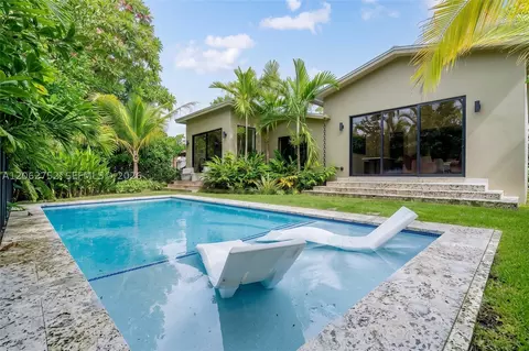 2434 SW 19th St, Miami, FL 33145
