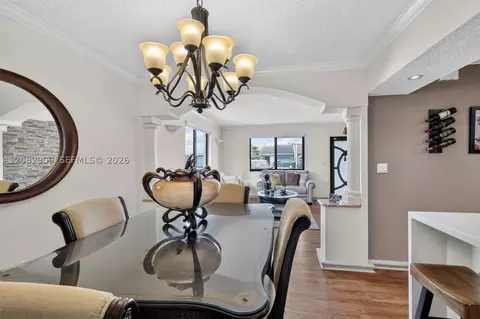 Dining - Undisclosed, Hialeah, FL 33012 photo 1 of 2