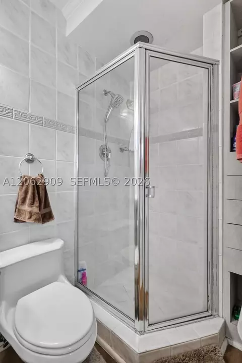 Bath - Undisclosed, Hialeah, FL 33012 photo 3 of 5