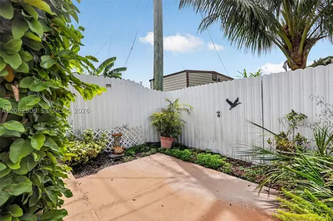 Exterior - Undisclosed, Hialeah, FL 33012 photo 11 of 12