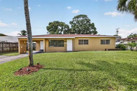 3221 Auburn Blvd, Fort Lauderdale, FL 33312