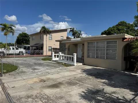 Exterior - 562 E 44th St, Hialeah, FL 33013 photo 3 of 7