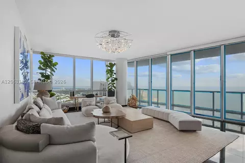 100 S Pointe Dr #3906, Miami Beach, FL 33139