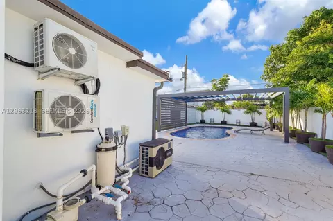Other - 831 E 10th Pl, Hialeah, FL 33010 photo 7 of 32