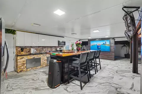 Kitchen - 831 E 10th Pl, Hialeah, FL 33010 photo 9 of 9