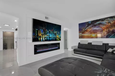 Other - 831 E 10th Pl, Hialeah, FL 33010 photo 15 of 32