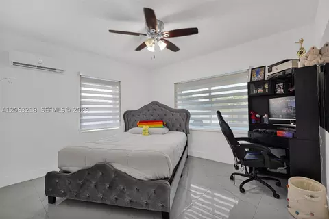 Bedroom - 831 E 10th Pl, Hialeah, FL 33010 photo 1 of 6