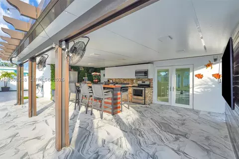 Kitchen - 831 E 10th Pl, Hialeah, FL 33010 photo 2 of 9
