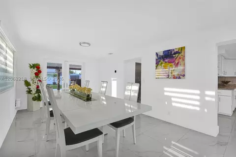 Dining - 831 E 10th Pl, Hialeah, FL 33010 photo 2 of 4