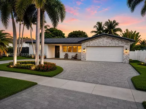 5424 Garfield St, Hollywood, FL 33021