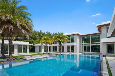 Exterior - 6300 Moss Ranch Rd, Pinecrest, FL 33156 photo 9 of 11