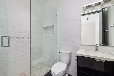 Bath - 6300 Moss Ranch Rd, Pinecrest, FL 33156 photo 3 of 4