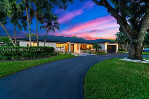 1520 SW 68th Ave, Plantation, FL 33317