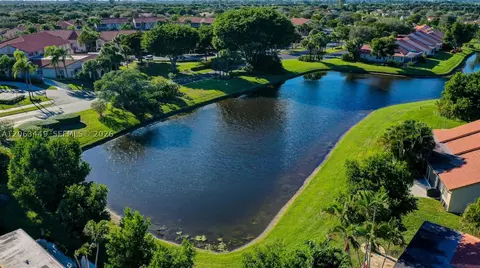 View/Area - 7566 Red Ruby Dr, Delray Beach, FL 33446 photo 2 of 6