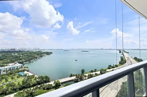 601 NE 36th St #2308, Miami, FL 33137