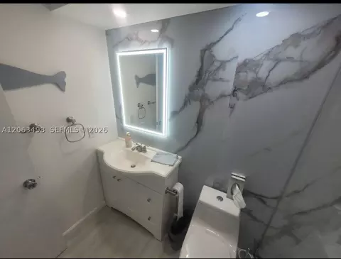 300 Golden Isles Dr #217, Hallandale Beach, FL 33009
