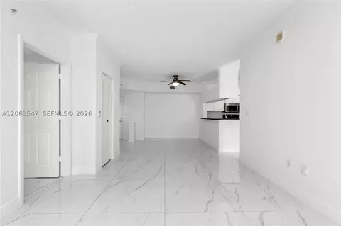 17100 N Bay Rd #1210, Sunny Isles Beach, FL 33160