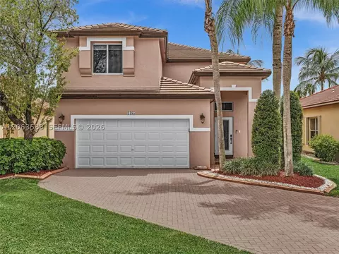 1385 NW 192nd Ter, Pembroke Pines, FL 33029