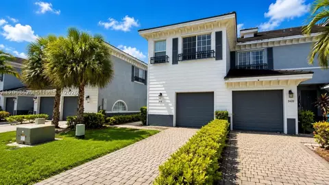 3418 NW 13th St, Lauderhill, FL 33311